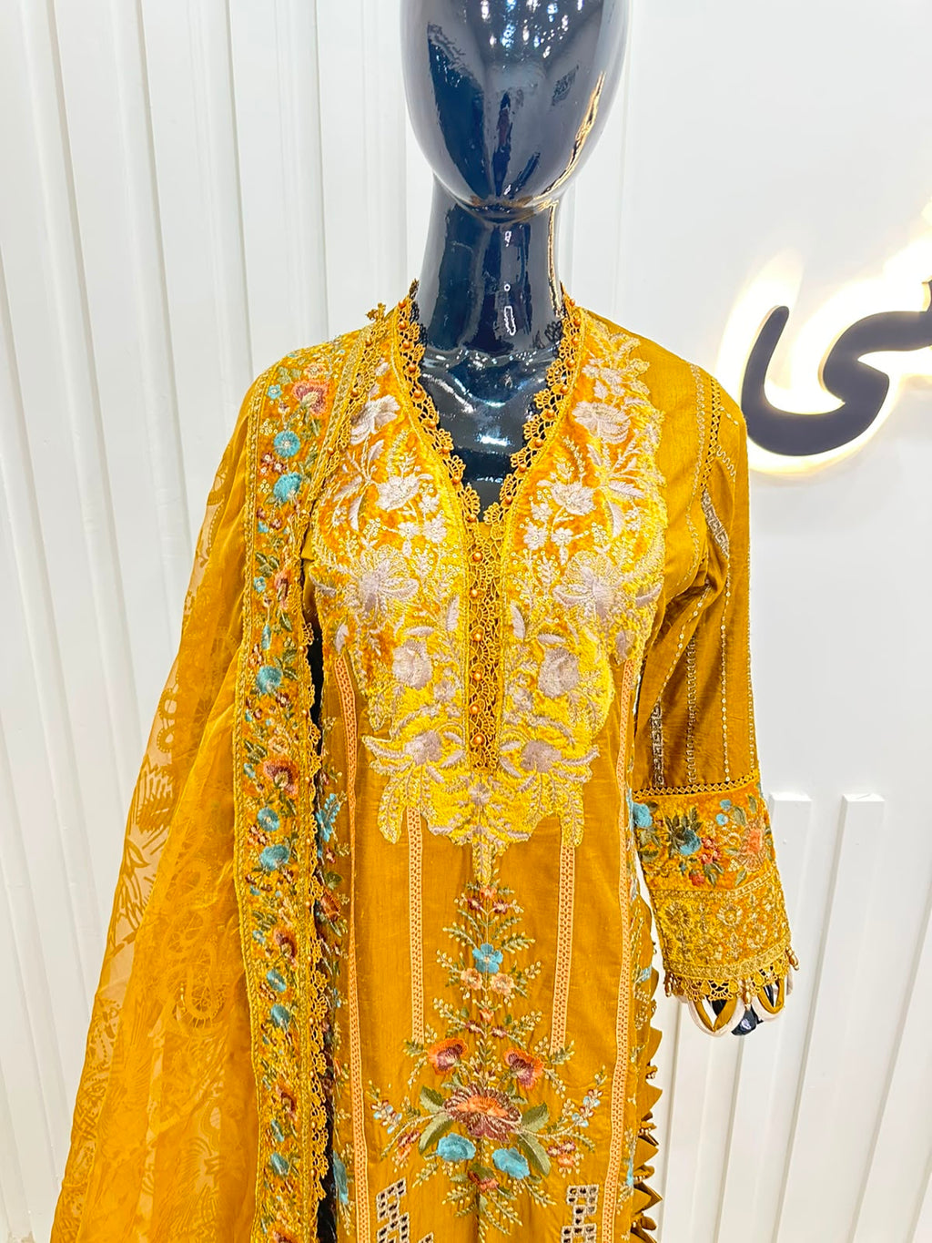 Naqshe Chiffon Catalog B19