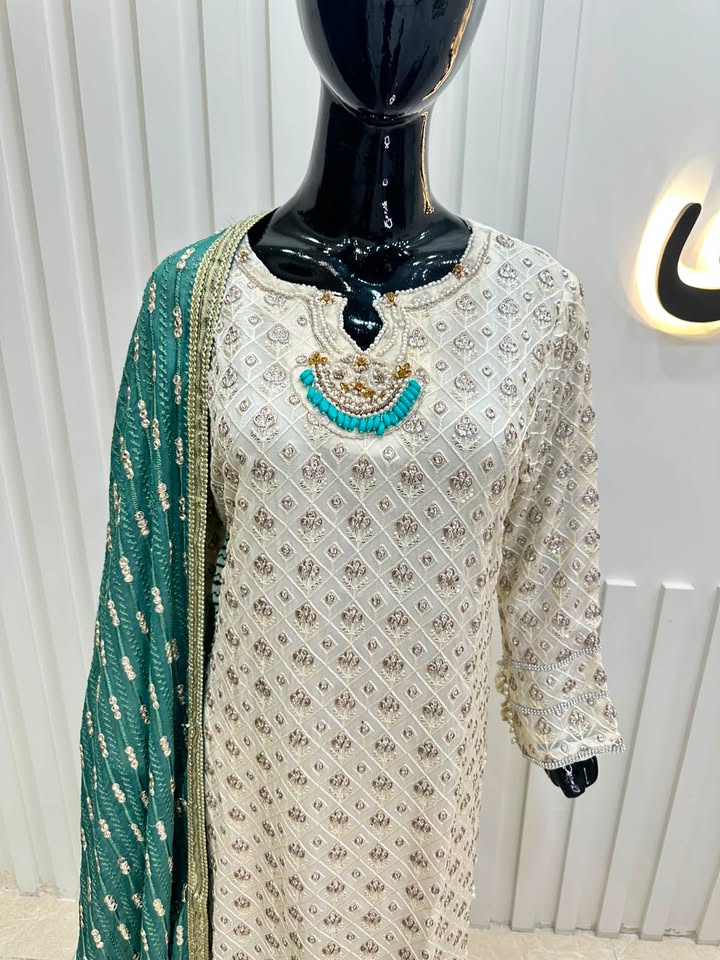 Naqshe Chiffon Catalog B38