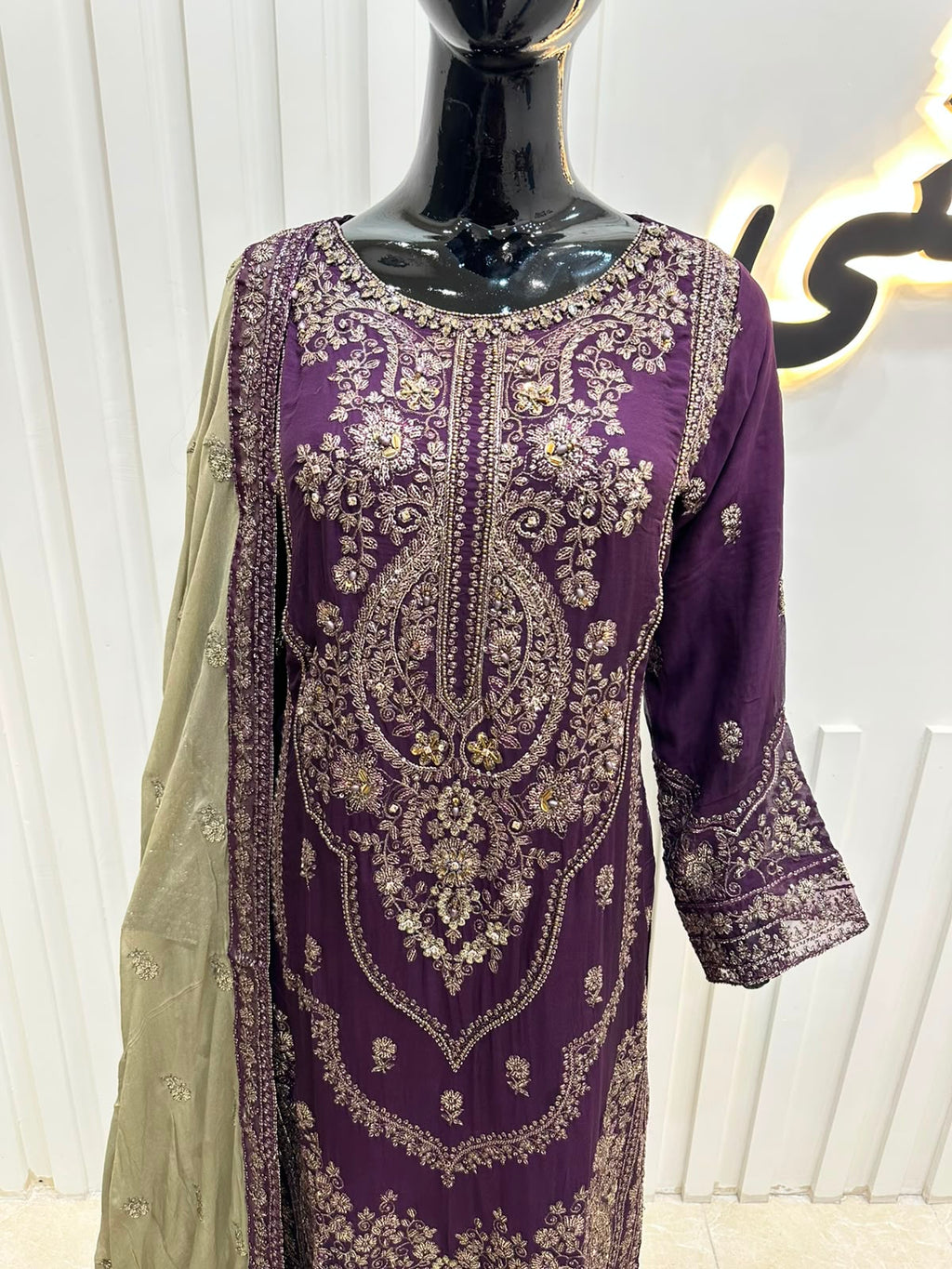 Naqshe Chiffon Catalog B09