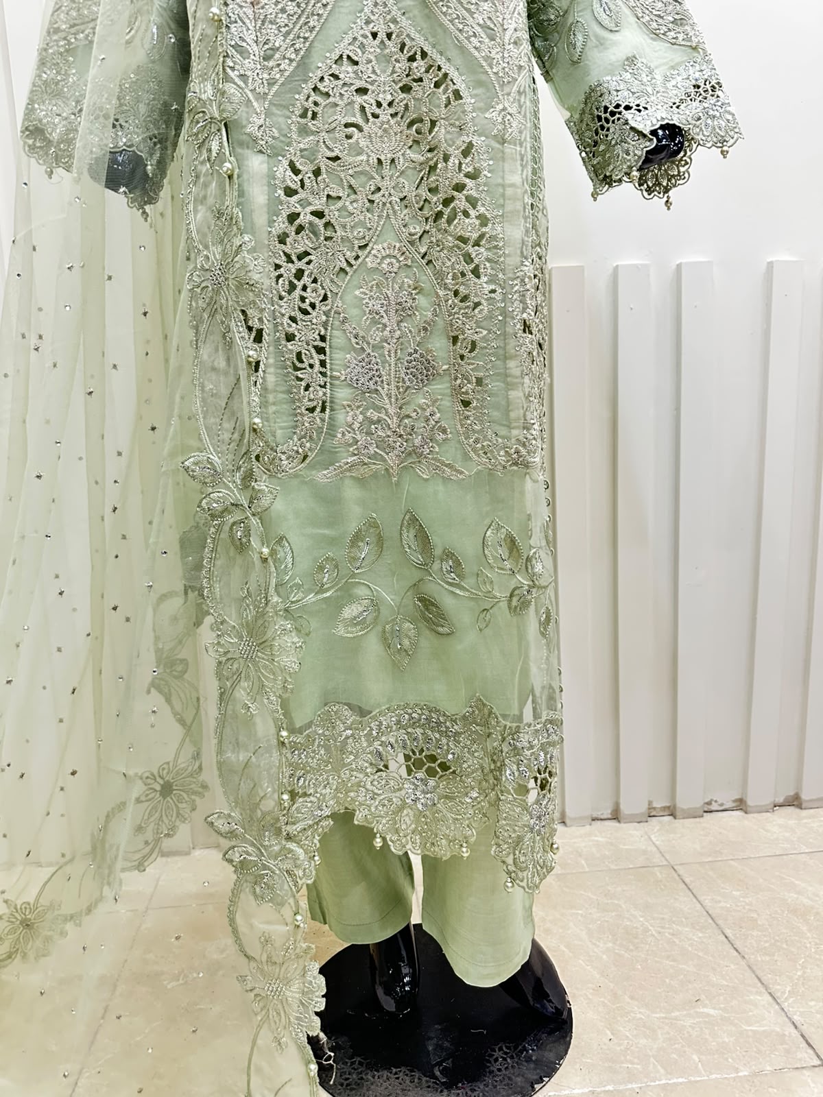 Naqshe Chiffon Catalog B13