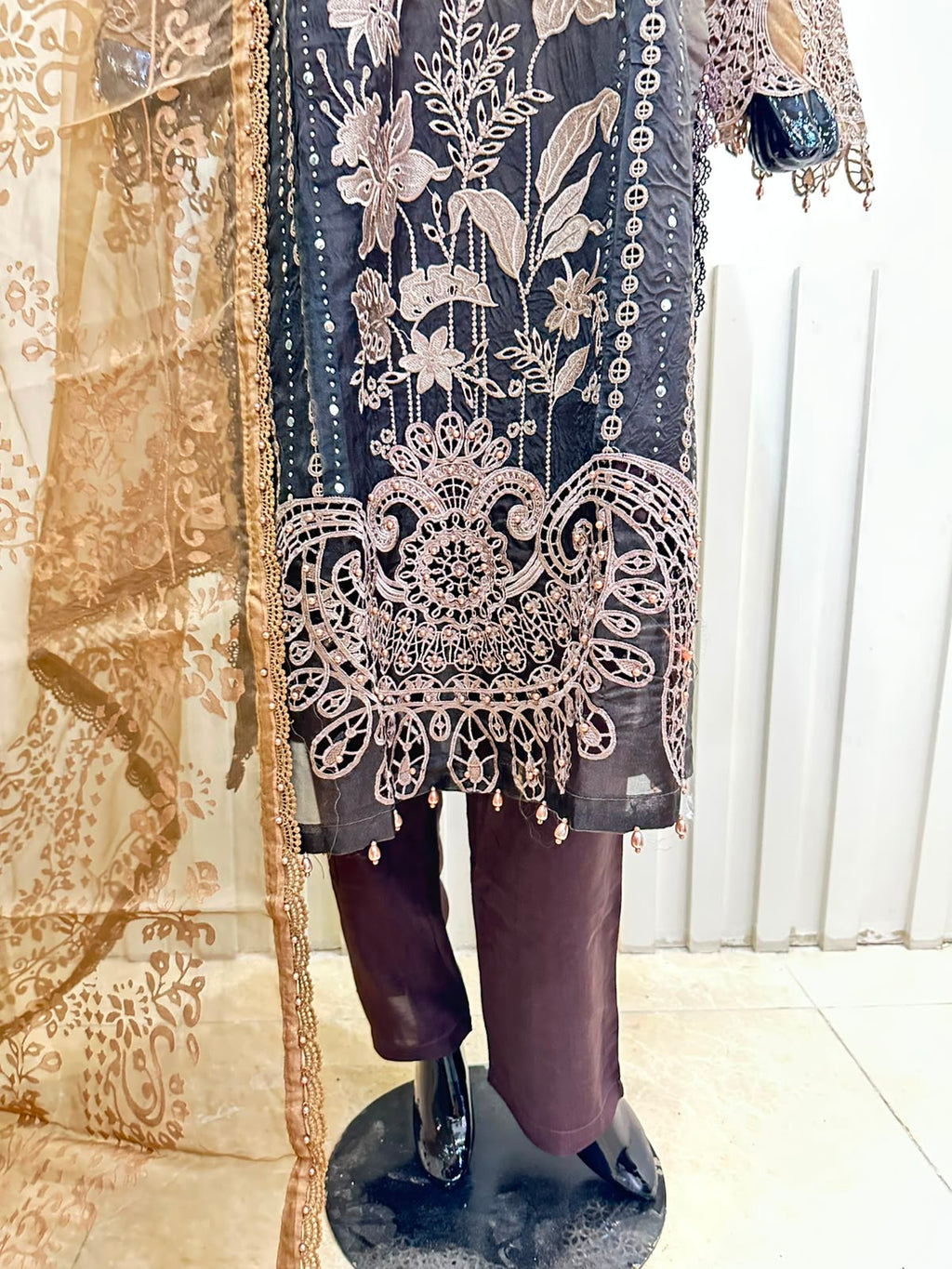 Naqshe Chiffon Catalog B17